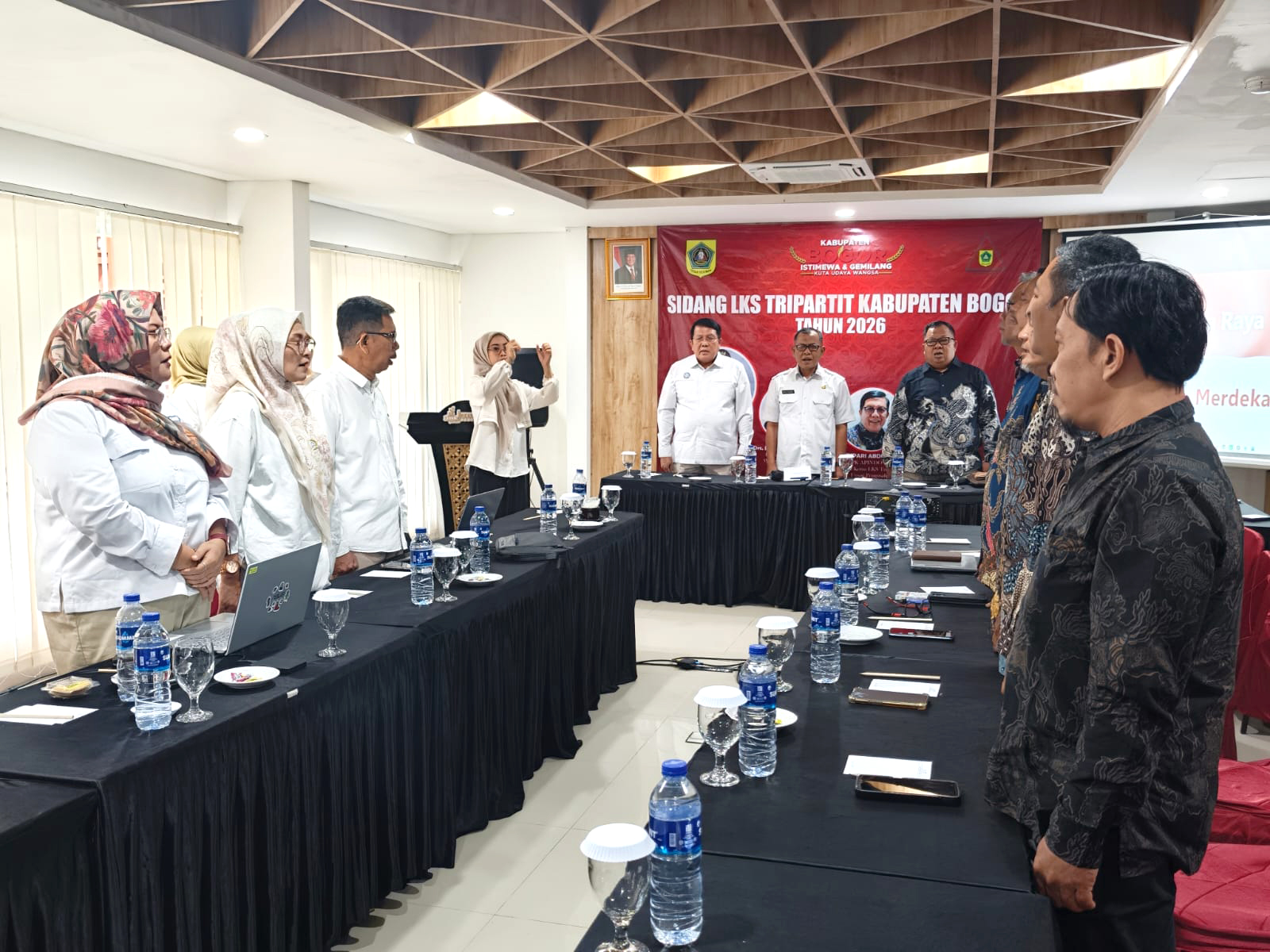Acara Sidang LKS Tripartit Kabupaten Bogor Tahun 2026